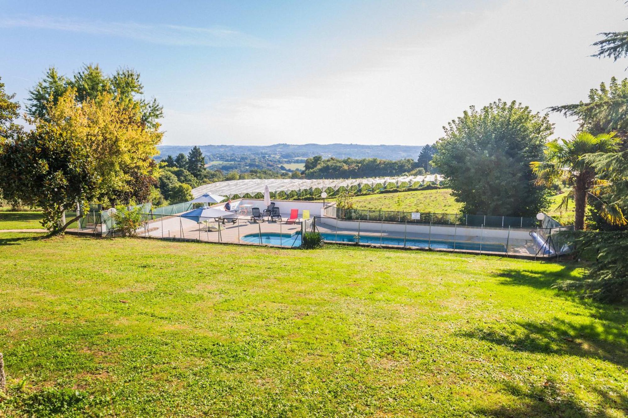 Relais Du Bas Limousin Hotel Sadroc ภายนอก รูปภาพ